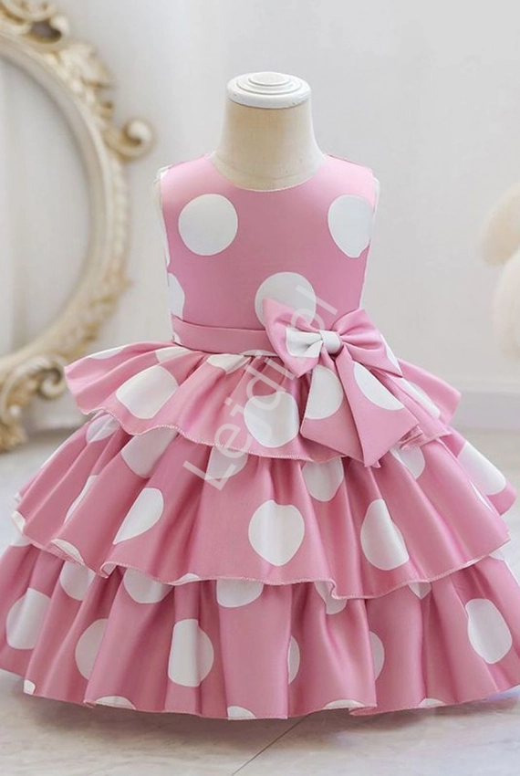 Przepiękna sukienka dla dziewczynki w różowym kolorze w duże grochy 2100