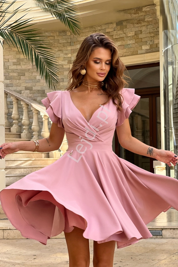 Przepiękna sukienka rozkloszowana z falbankami w pudrowo różowym kolorze HB281