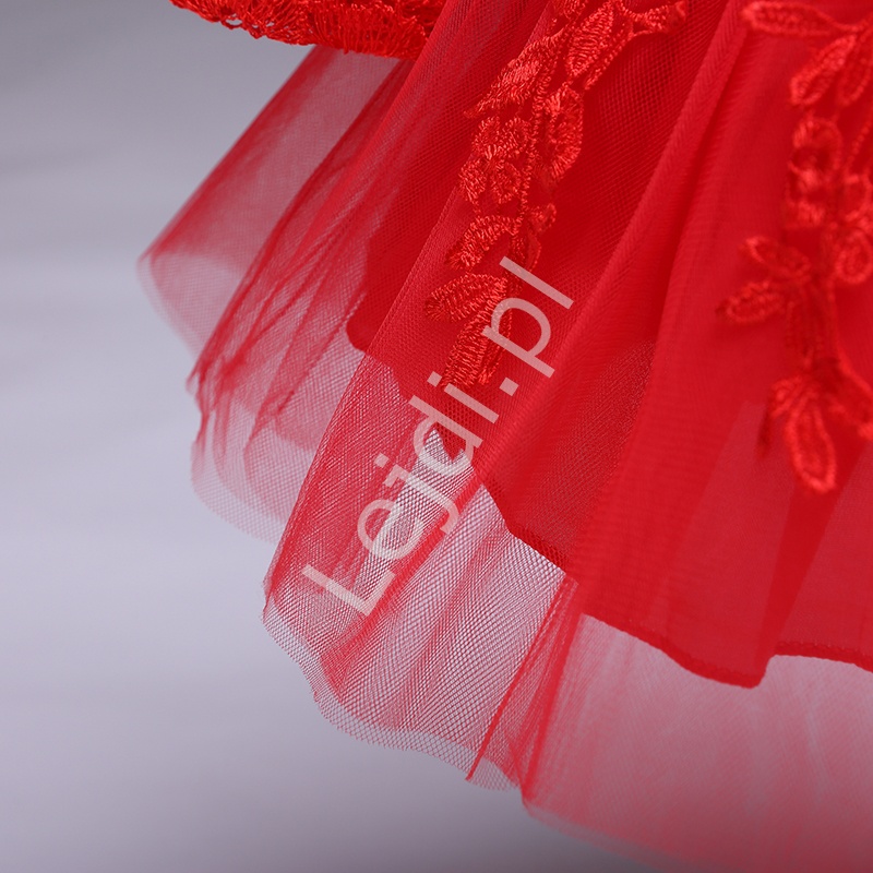 Przepiękna sukienka tiulowa z długim rękawem - czerwona