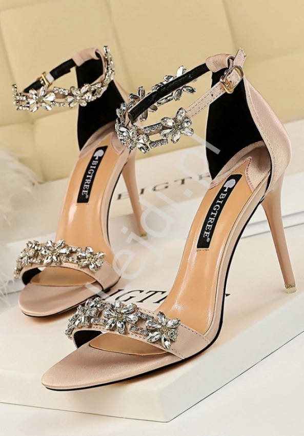 Pudrowo różowe sandałki z kryształkami , buty na wesele, studniówkę 0250