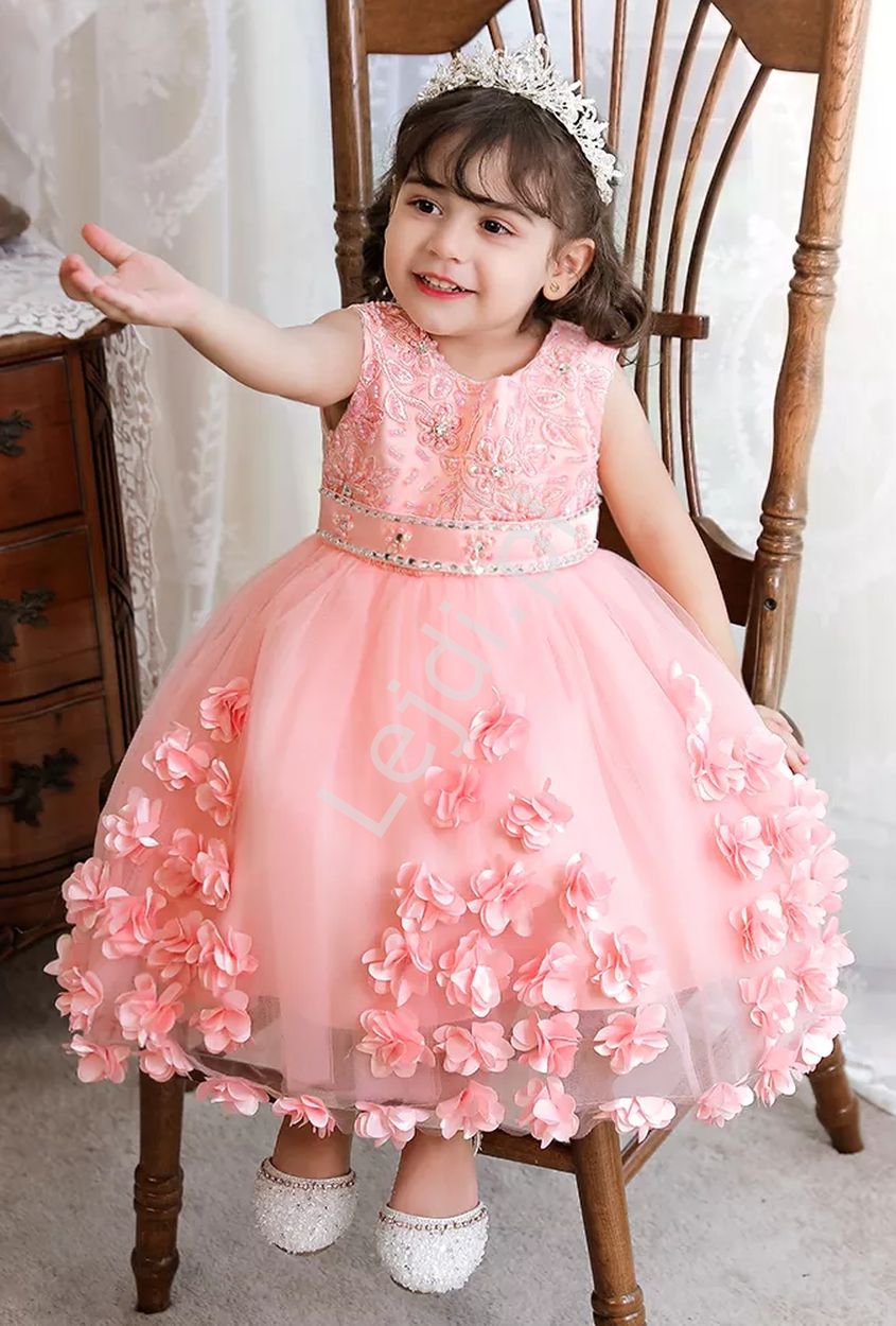 Jasno różowa sukienka dla dziewczynki na wesele, na urodziny