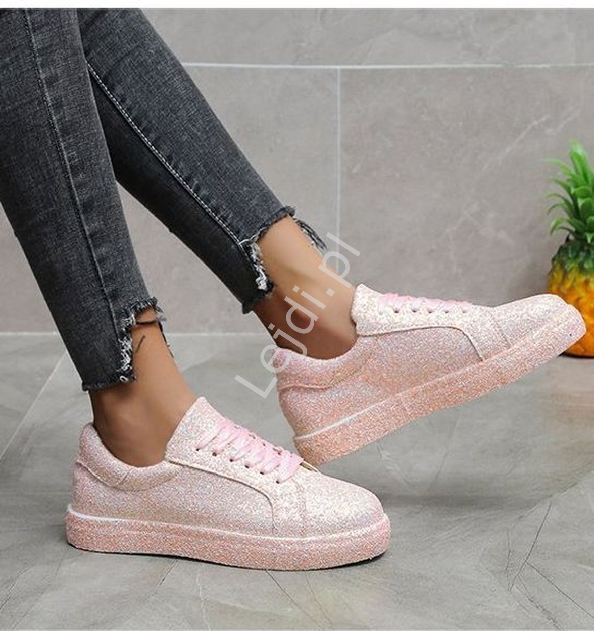 Różowe adidasy brokatowe, błyszczące buty damskie