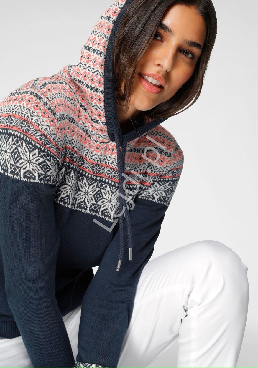 modny sweterek na zimę