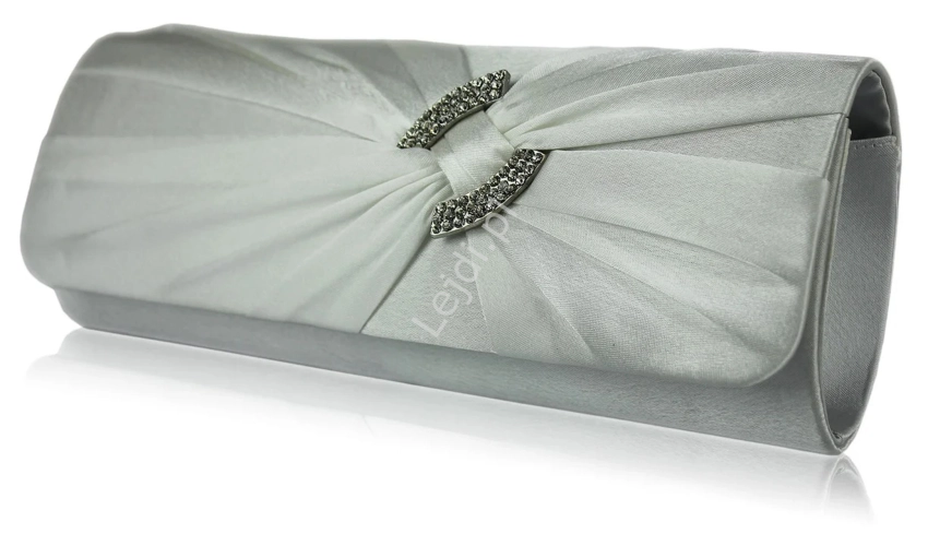 Satynowa torebka ślubna z kokardą i broszką w kolorze ivory, wieczorowa torebka z kryształkami 0175