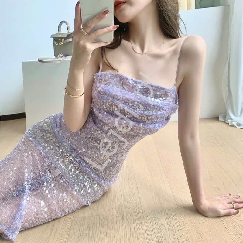 Seksowna sukienka cekinowa w kolorze wrzosu