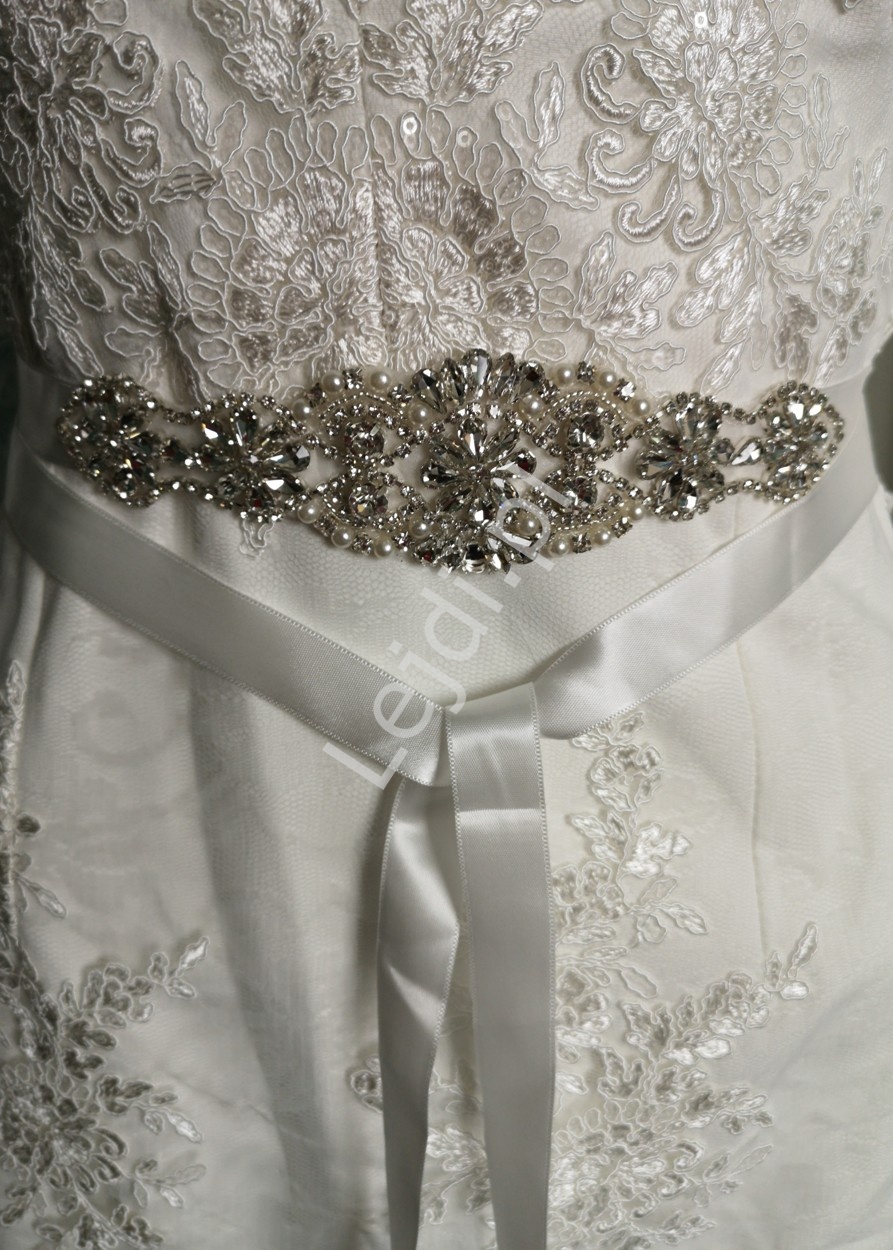 Ślubny pasek do sukien ślubnych z kryształkami i sztucznymi perełkami 910