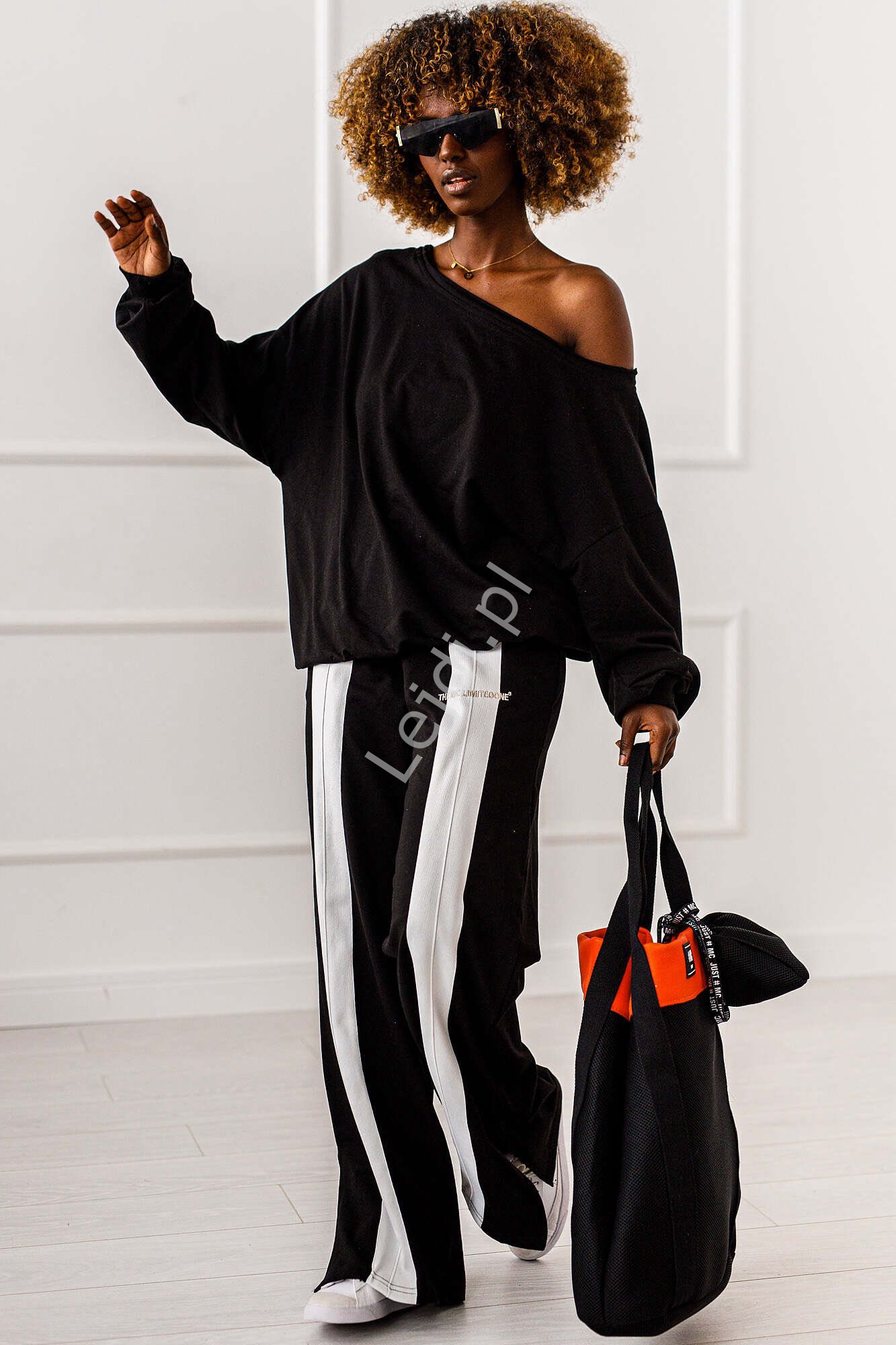 Sodnie dresowe z lampasami MISS CITY