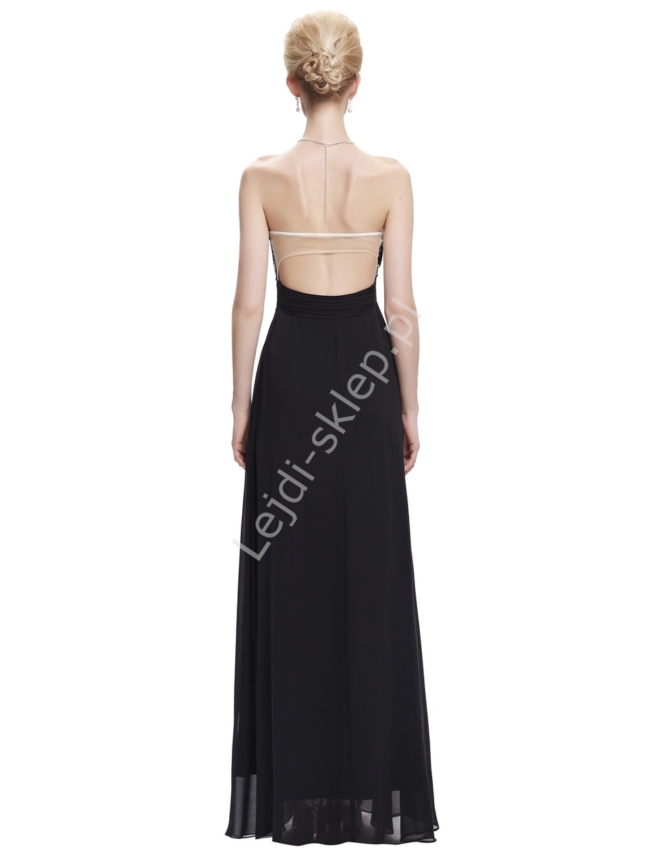Szyfonowa skromna czarna suknia bez ramiączek, klasyczna z kryształkami