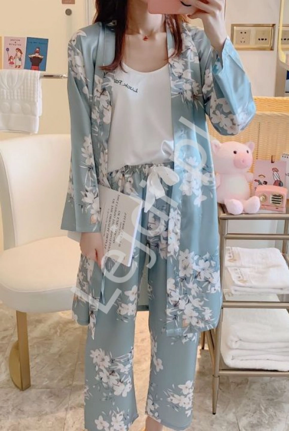 Satynowa piżama w kwiaty - zestaw 3 częściowy, jasnoniebieska