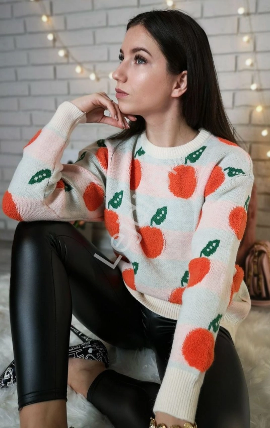 sweter z pomarańczami