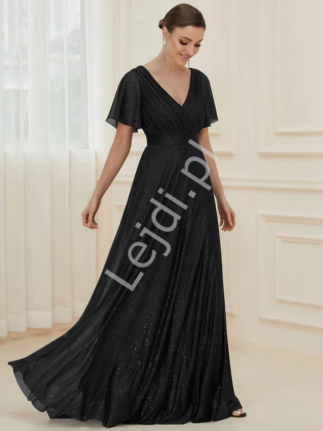 Wieczorowa czarna sukienka na wesele z połyskującej tkaniny 0159