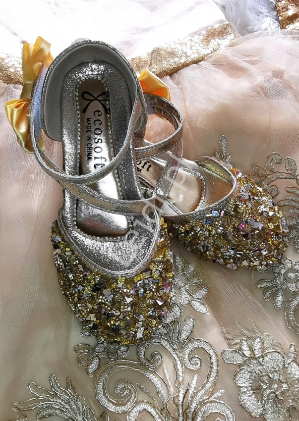Złote srebrne wieczorowe buciki dla dziewczynki z kokardą i cekinami
